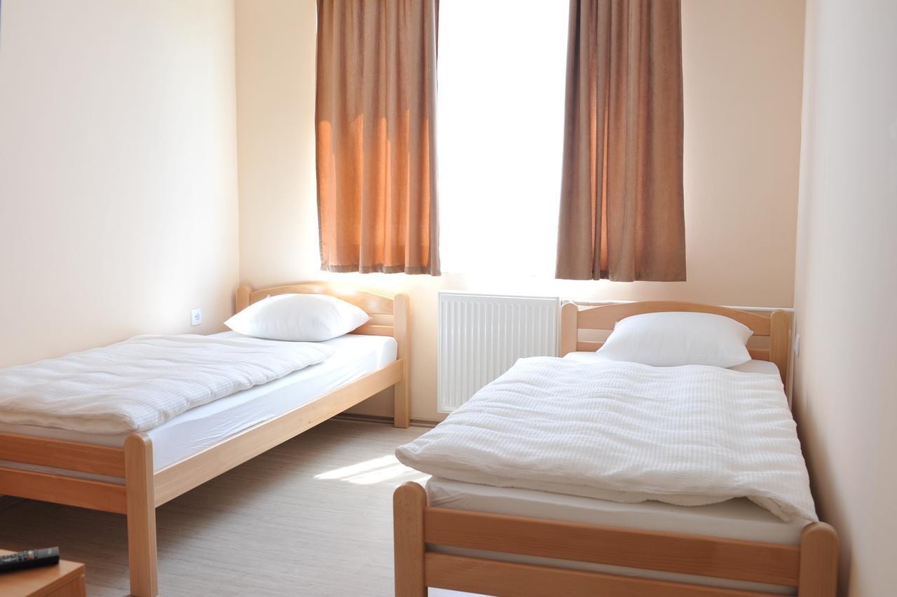 City Hostel באניה לוקה מראה חיצוני תמונה