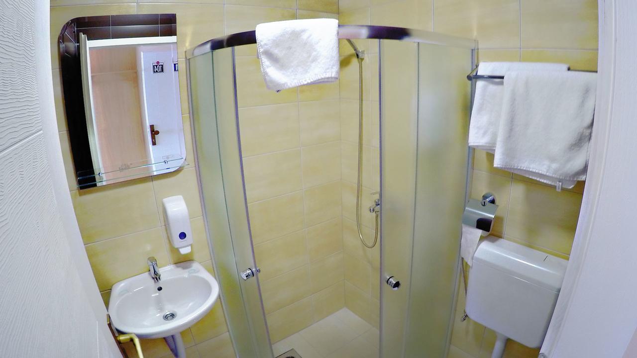 City Hostel באניה לוקה מראה חיצוני תמונה